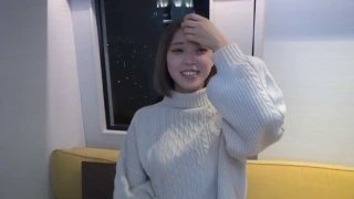 厕所摄像头偷拍到小情侣激情打炮